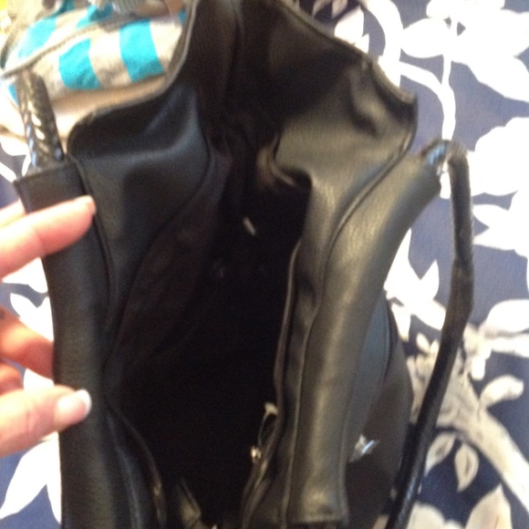 Handbag - Picture 6 of 6